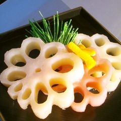 A picture of Osechi Flower Vinegar-Pickled Lotus Root.
