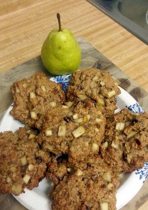 A picture of Pear Breakfast Granola Cookies.
