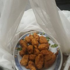 A picture of Chatpatey pakorey.