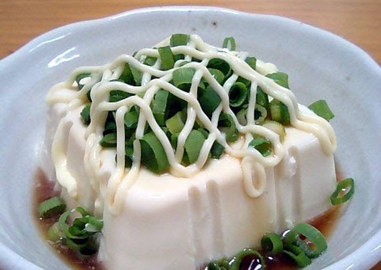 Simple Way to Make Homemade Chilled Tofu with Scallion, Mayonnaise, and Ponzu