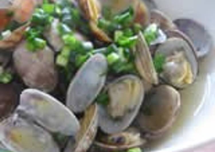 Easiest Way to Make Super Quick Homemade Sake Steamed Manila Clams