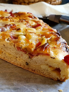 Pizza a strati - emeletes pizza recept fotója