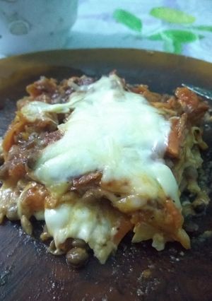 Una foto de Lasaña veggie con tapas de empanadas