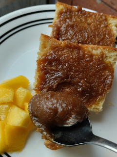Una foto de Dulce🍯 cremoso de leche🥛 de arroz casera y panela🥞🧇🍯