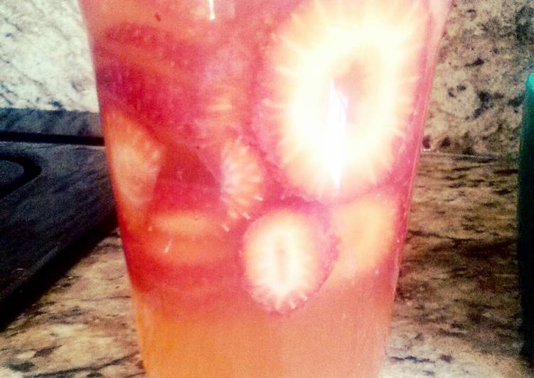 Recipe of Perfect Strawberry Lemonade