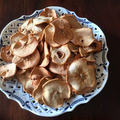 A picture of California Farm Sun Dried Apples.