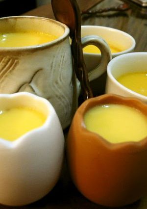 A picture of Creamy Smooth Custard Pudding Made Easily in a Pan.