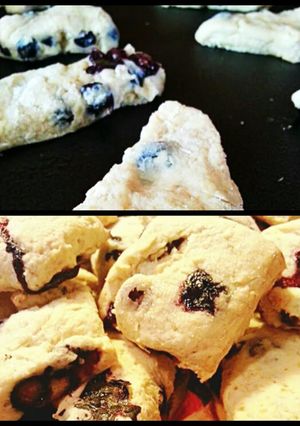 A picture of Blueberry Scones*.