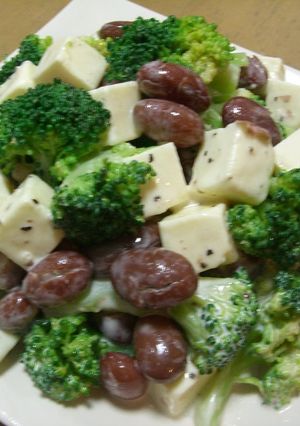 A picture of Bean, Cheese and Broccoli Salad.