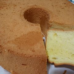 A picture of Orange Chiffon Cake.