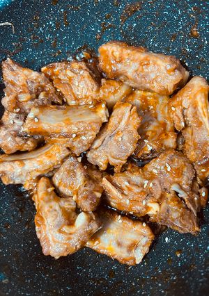 Hình của món Sườn chua ngọt.