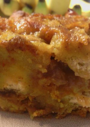 A picture of sunshines pumpkin bread pudding.