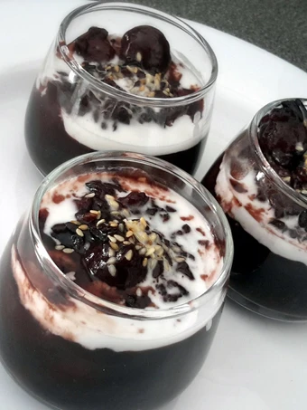 Easy Steps to Prepare Recipe Kanya&#39;s Black Rice Pudding that is Can Pamper Your Tongue, Tasty}