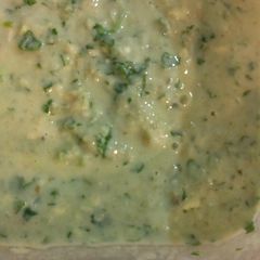A picture of Easy GREEN SAUCE / salsa.