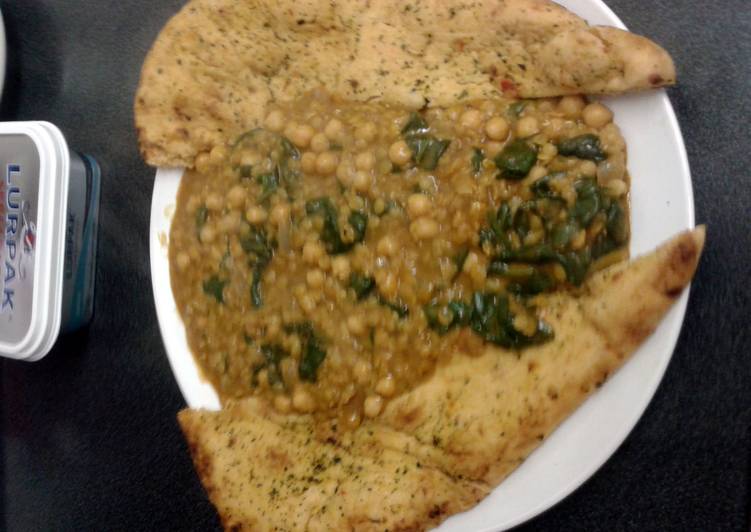 Chickpea and Spinach Dhal