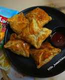 Tangy Chicken Paneer Puff