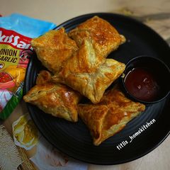 Tangy Chicken Paneer Puff A picture of Tangy Chicken Paneer Puff.