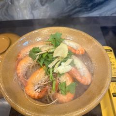 A picture of Goong Ob Woon Sen - Thai Baked Glass Noodles with Prawns - Truly Amazing - Enjoy :P.