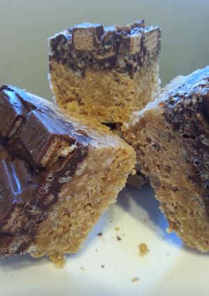 A picture of Kit - Kat Crunch Bars.....