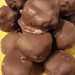 A picture of Almond Joys.