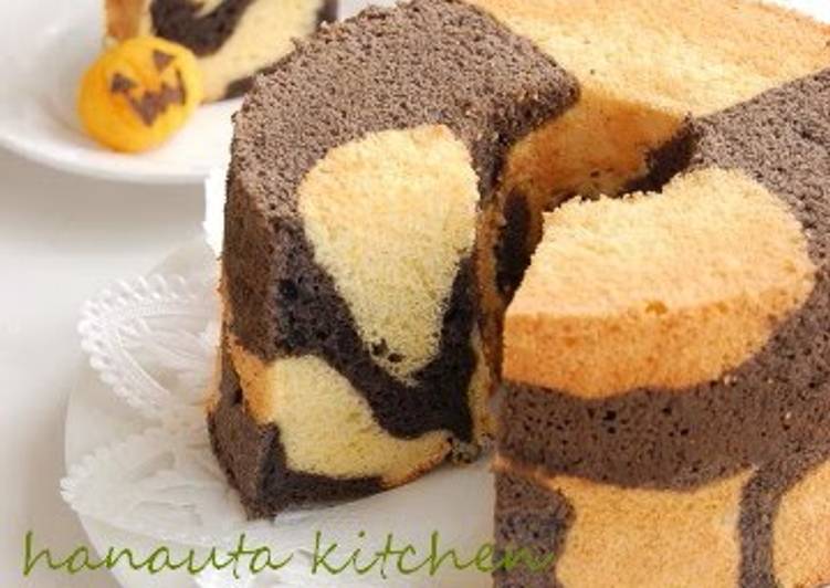 Simple Way to Make Speedy For Halloween ♪ A Kabocha Squash & Cocoa Chiffon Cake