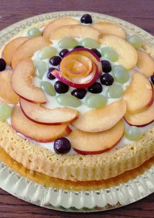 Foto di Torta con crema e frutta