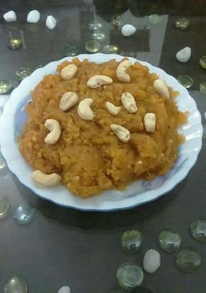 दाल बादाम हलवा (Daal Badaam Halwa recipe in hindi) रेसिपी मुख्य फोटो