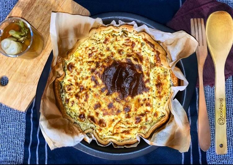 Voici la recette 75 • 🥧 Quiche au thon, fenouil et poireaux et sa pâte brisée aux graines de Chia 🍴 Délicieux garanti