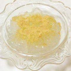 A picture of Katakuriko Warabi Mochi.