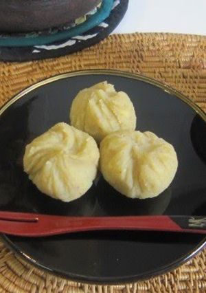 A picture of Chestnut Pouches Kuri Kinchaku.