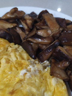 Una foto de Shiitake caramelizadas