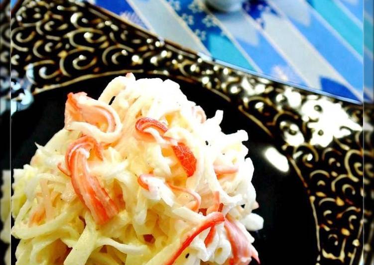 Simple Way to Prepare Ultimate Simple Daikon Radish &amp; Crab Stick Salad