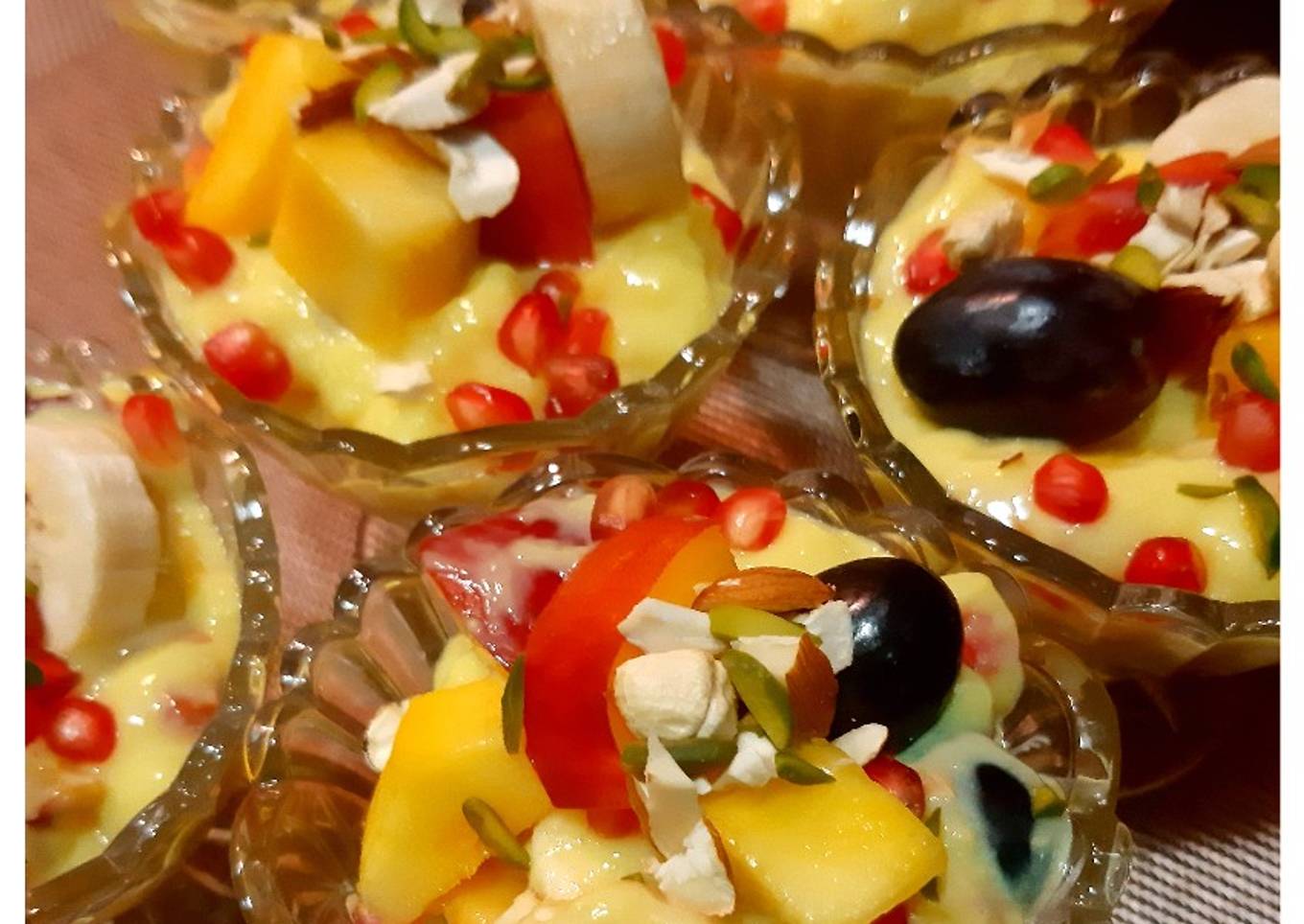 Fruit Custard with Banana, Mango etc without Custard Powder