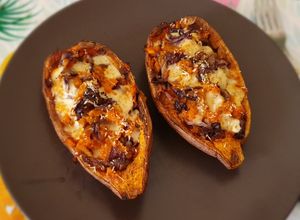 Foto di Patate dolci ripiene e filanti al forno