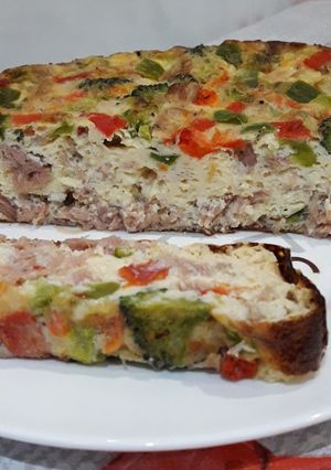 Foto principal de Pastel de verduras y atún
