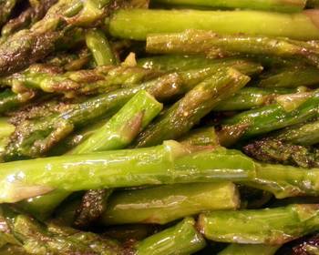 Easy Cooking Recipe Asparagus Flambe Savory Delicious