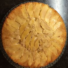 A picture of Apple Turnover cake.