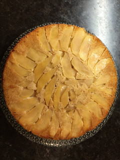A picture of Apple Turnover cake.