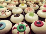 an eye for an eye red velvet cupcakes