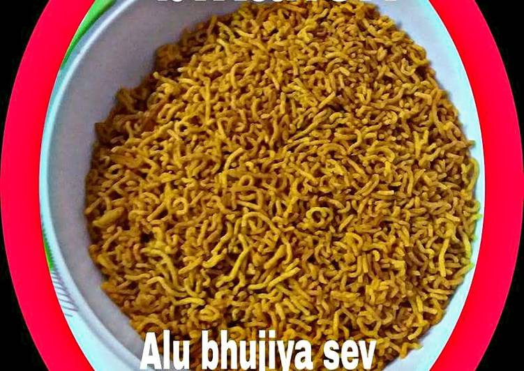 Recipe of Ultimate Aloo Bhujiya Sev