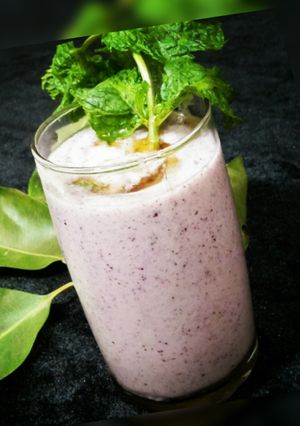 A picture of Black pulm smoothie.