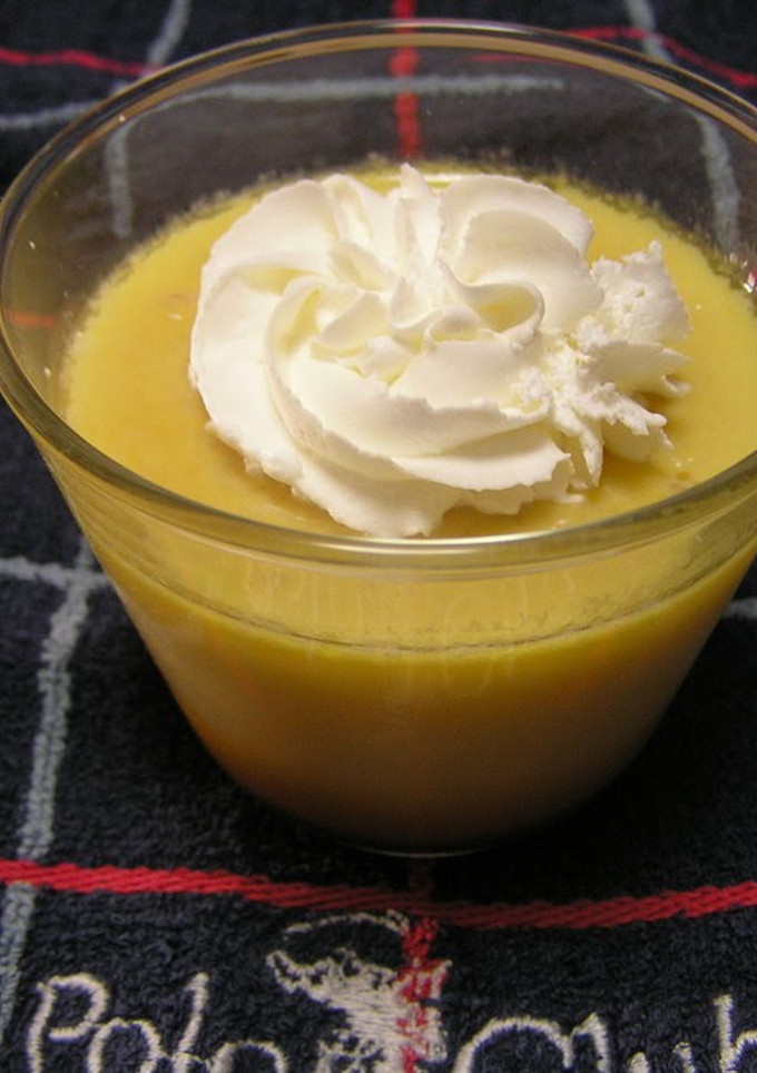 A picture of Simple & Jiggly Egg Custard Pudding.