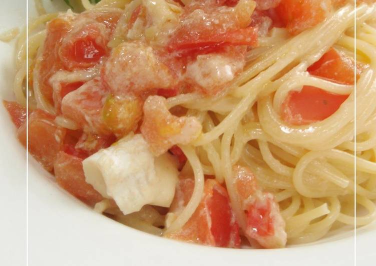 Easiest Way to Make Quick Tomato and Camembert Cheese Pasta