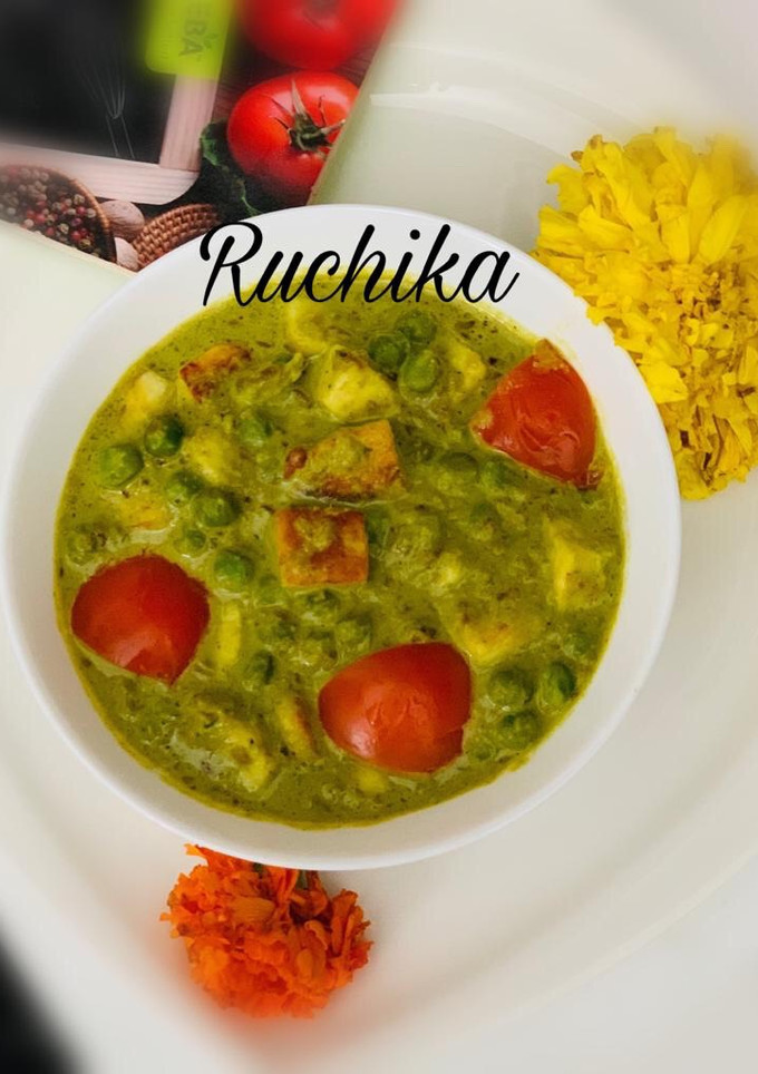 A picture of Nawabi Matar Paneer.