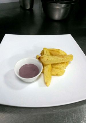 A picture of Olive Sauce.