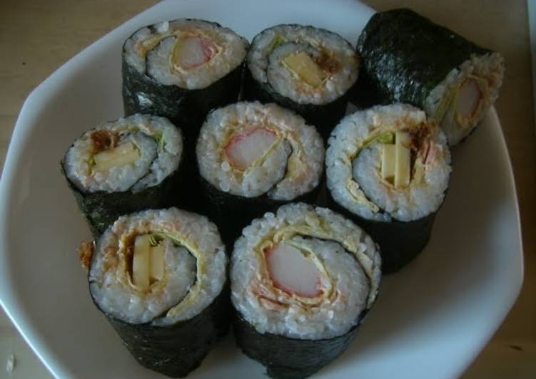 Easy Way to Cook Delicious Roll 'Em Up! Nori Seaweed Rolls