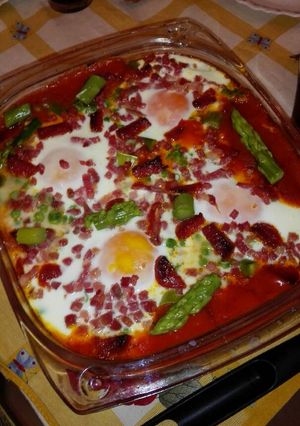 Una foto de Huevos a la flamenca