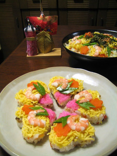A picture of Flower Chirashi Sushi.