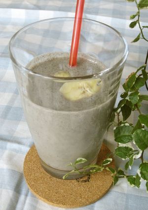 A picture of Black Sesame and Banana Soy Milk Smoothie.