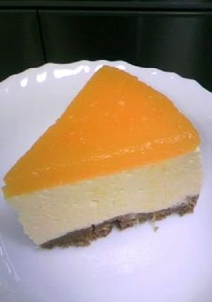 A picture of Mandarin Orange Mousse Cake with Tofu.
